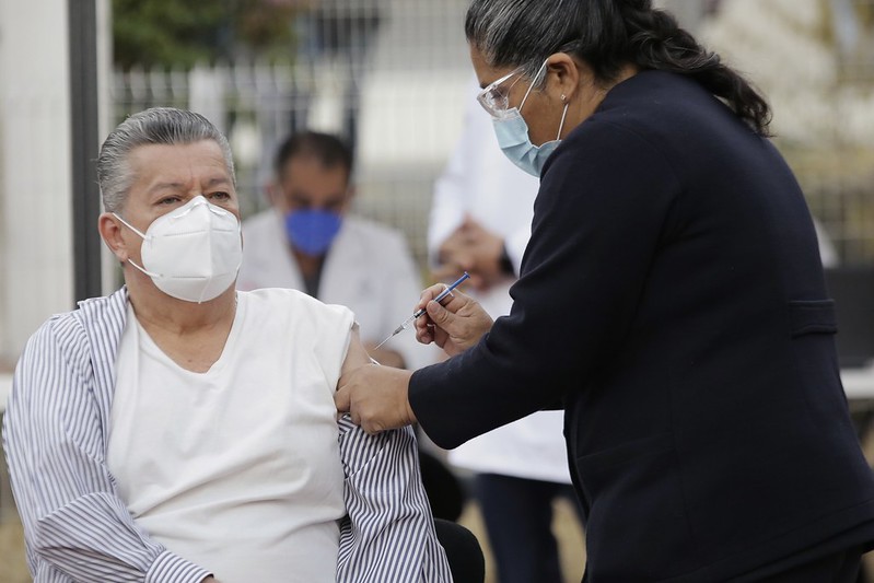Aplican Las Primeras Vacunas Contra Covid 19 En Hospitales De Jalisco Secretaria De Salud